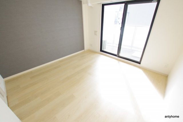 T's SQUARE 大阪城　仲介手数料無料の居間・リビング