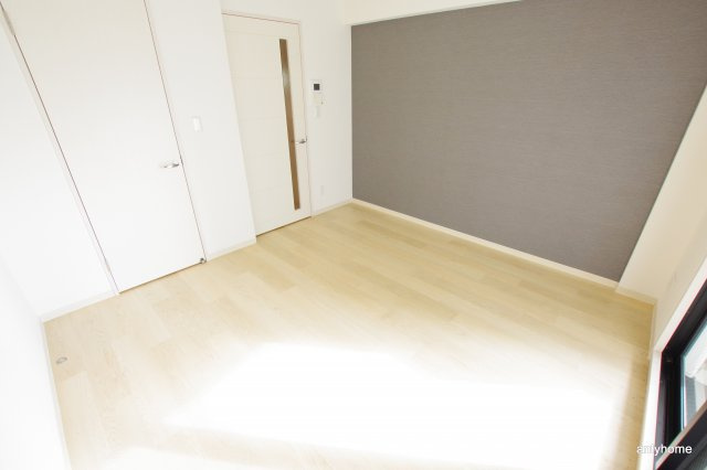 T's SQUARE 大阪城　仲介手数料無料の居間・リビング