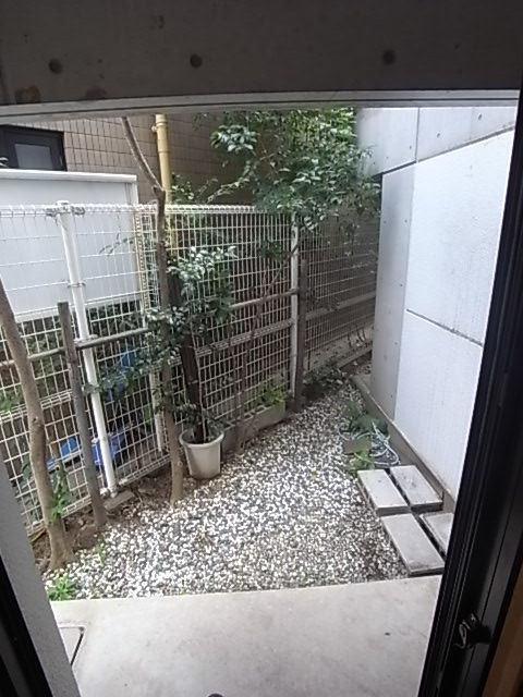 コムーネ本山のバルコニー