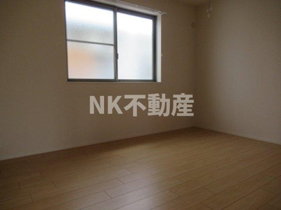【洋室】 | トレジャーメゾン岩田（若江岩田賃貸） | 落ち着いた色調の洋室です