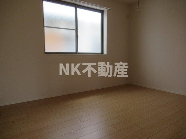 【洋室】 | トレジャーメゾン岩田（若江岩田賃貸） | 落ち着いた色調の洋室です