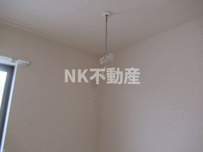 【設備】 | トレジャーメゾン岩田（若江岩田賃貸） | 室内物干しです