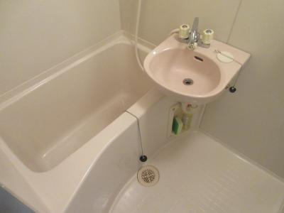 洛西メゾンの浴室