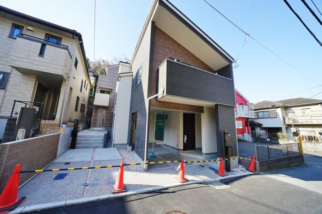 【横浜市保土ケ谷区瀬戸ケ谷町２７５－３新築戸建て２号棟】（瀬戸ヶ谷小学校・岩崎中学校）の外観