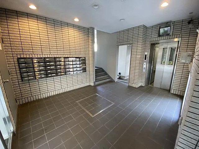 カサベラ新在家ツインズII号館のロビー
