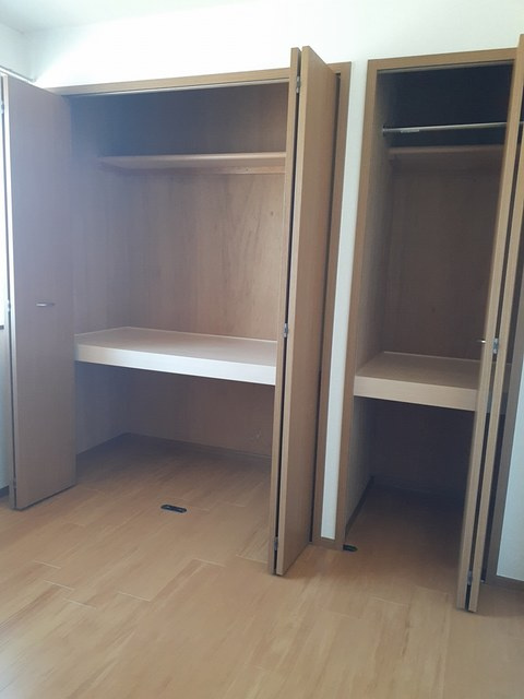 エントピア名和北Aの収納