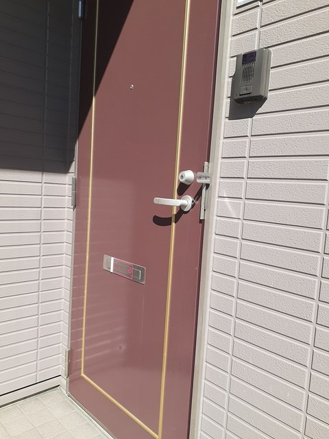 エントピア名和北Aの玄関