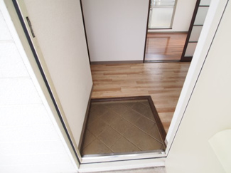 【玄関】