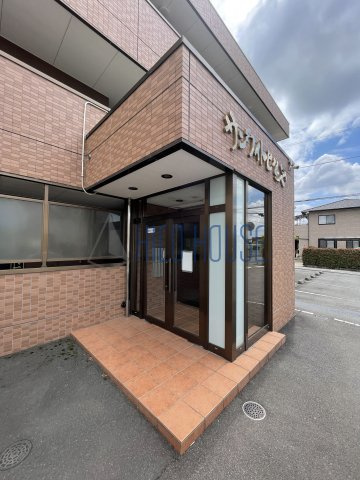 サンライトヒルズのエントランス