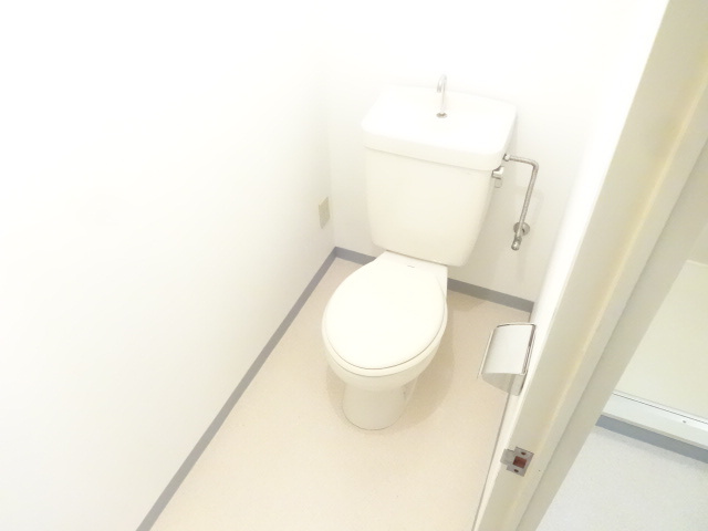 エスポアール岩根のトイレ