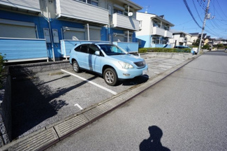 【駐車場】