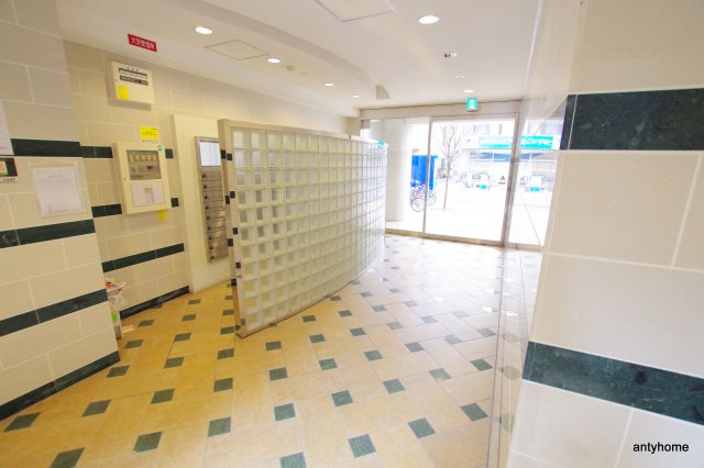 セレニテ天六西　仲介手数料無料のロビー