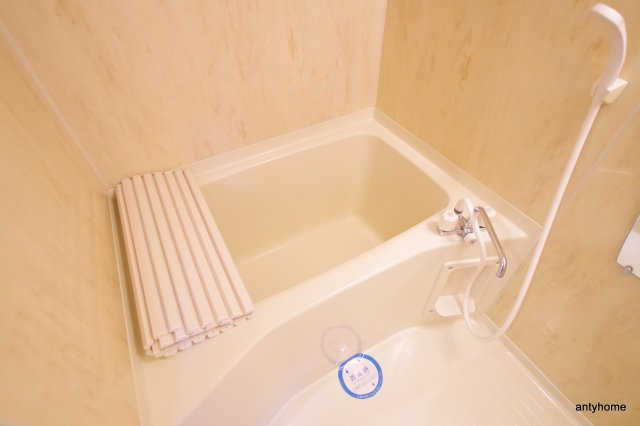 セレニテ天六西　仲介手数料無料の浴室