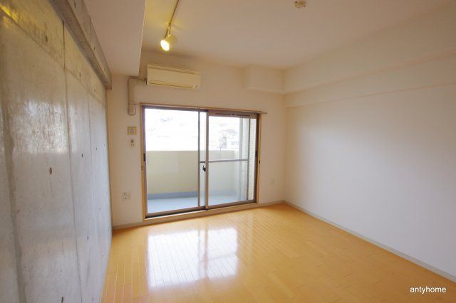 セレニテ天六西　仲介手数料無料の寝室