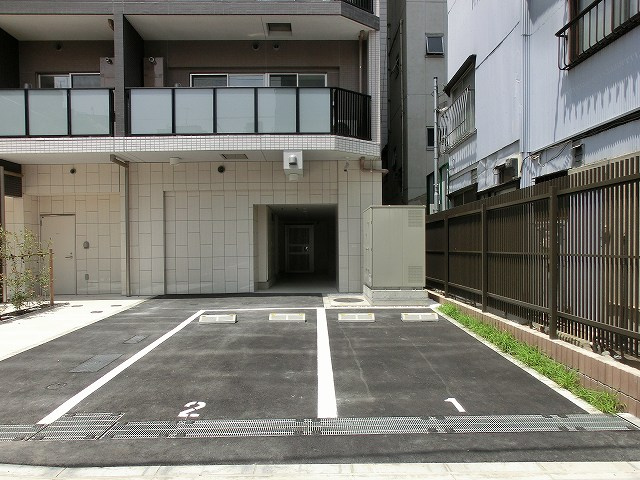 Urbanex秋葉原EASTⅢの設備|平置駐車場