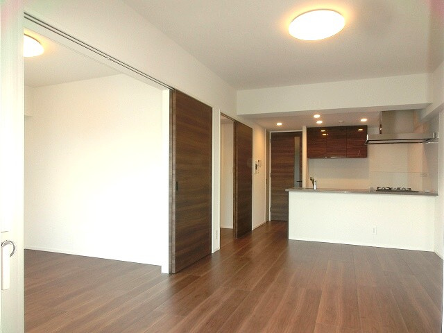 Urbanex秋葉原EASTⅢの内装|家具配置しやすい室内