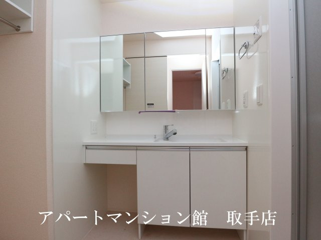 グランシャリオＢ棟の洗面所