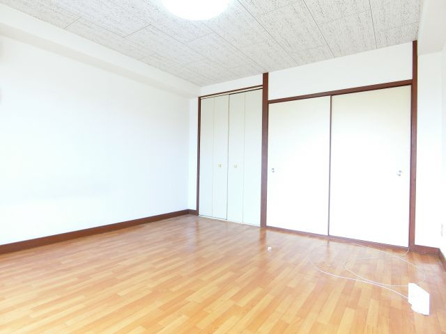 アンビエンテ茱萸木の寝室