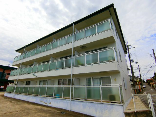 アンビエンテ茱萸木の外観