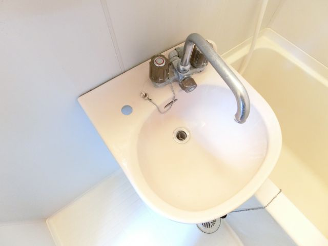 アンビエンテ茱萸木の洗面所