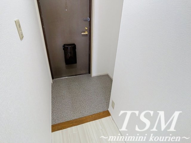 グレースコート香里園の玄関