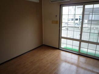 【洋室】 | ウィンディアTOMY 　A | ゆったりした洋室です