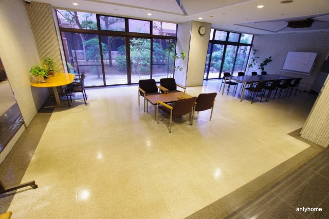 ライオンズマンション新大阪第5 仲介手数料無料のロビー