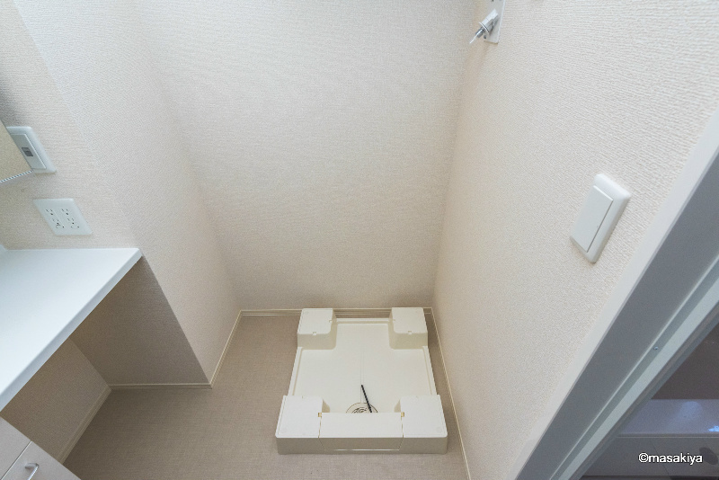 グラン・アイールの洗面所|室内洗濯機置き場