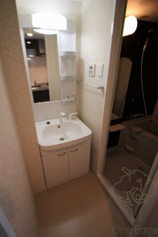 Luxe新大阪Ⅴの独立洗面台