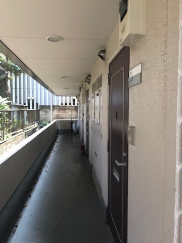 シントミプラザ新宿のロビー