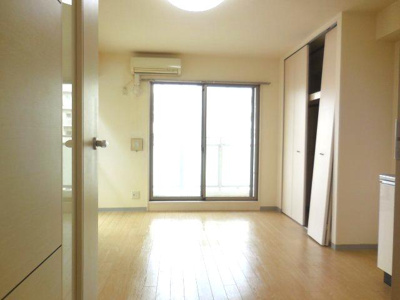 【洋室】 | ラ・ヴェゾン塚本通