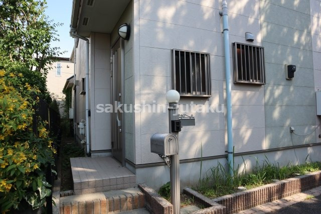 幕張町５丁目　平成１９年建築の中古戸建の外観