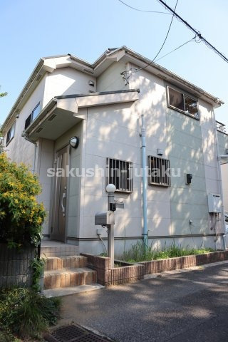 幕張町５丁目　平成１９年建築の中古戸建の外観