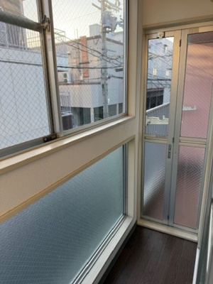 【バルコニー】 | ソーシャル山本 | 外からの目が気にならないバルコニーで洗濯物が干せます