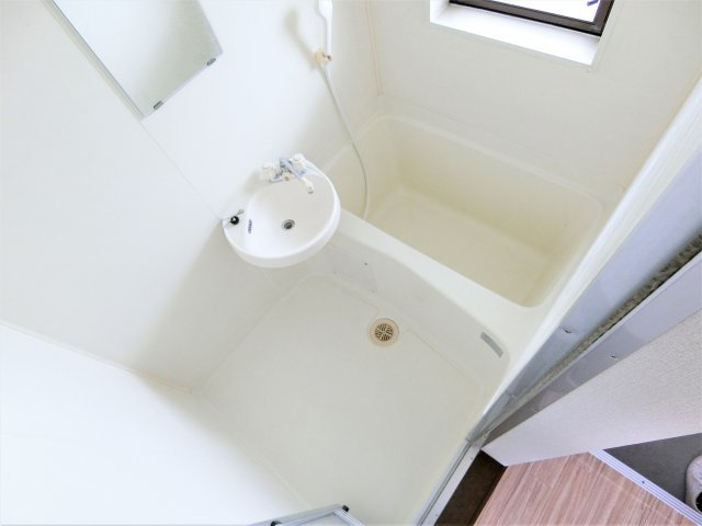 スカイコート求名の浴室