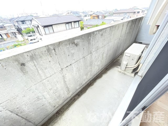 【バルコニー】 | 落ち着いた時間を過ごせるバルコニーです
