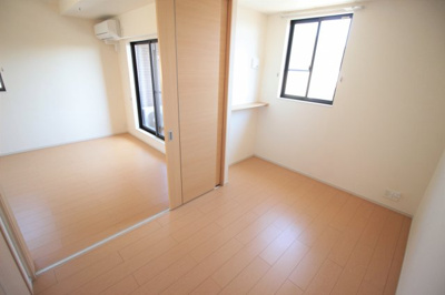 【洋室】 | ブルースカイⅢ