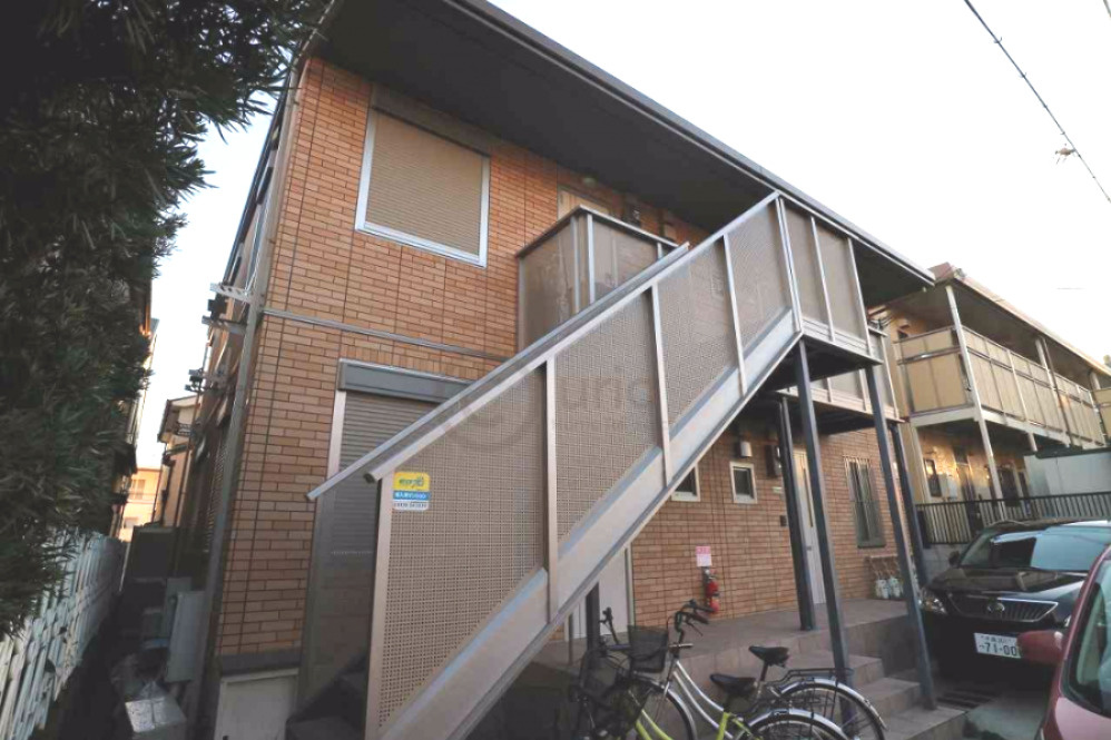 シャローム甲南山手の外観