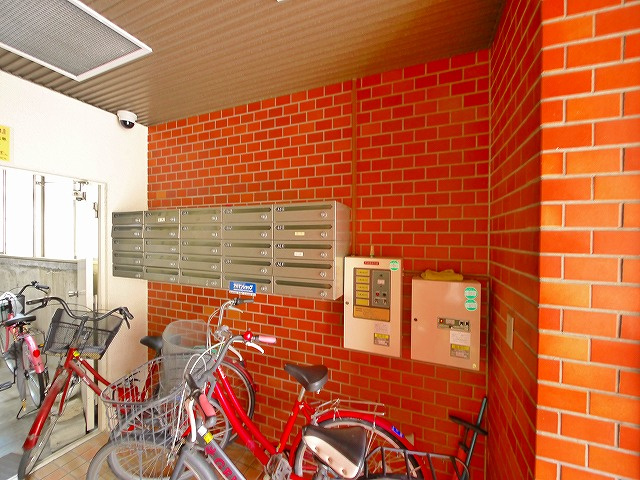 辻村ビル（川原城町）のエントランス|落ち着いたエントランスです