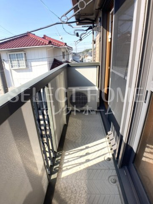 【バルコニー】 | メゾン・ド・プルメリアＡ | お洗濯にも便利なバルコニー付き