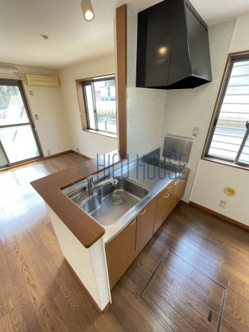 メイプルタウン川越的場Dのキッチン