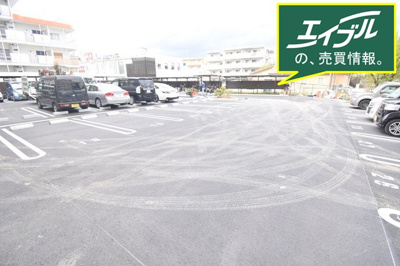 【駐車場】 | 【最上階のお部屋です♪】豊中緑ヶ丘サンハイツD棟