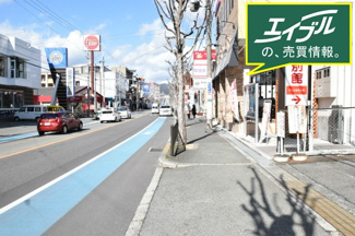 【周辺】 | マンション前の道路です。ロマンチック街道沿いになります。