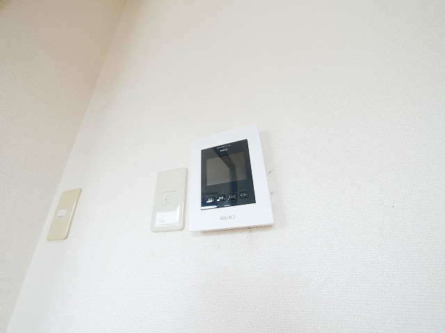 リバーパークのセキュリティ|ＴＶ付きモニターホンがあります。