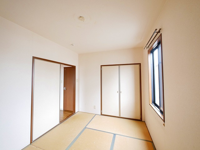 リバーパークの和室|落ち着いた雰囲気の和室付きです