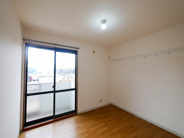 リバーパークの洋室|広々とした洋室です