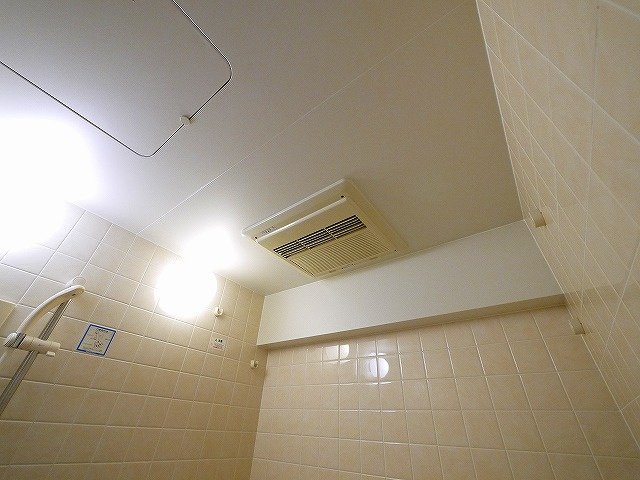 ライオンズマンション富雄Dの設備|換気扇付き