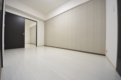 【洋室】 |  L・Isobe三宮