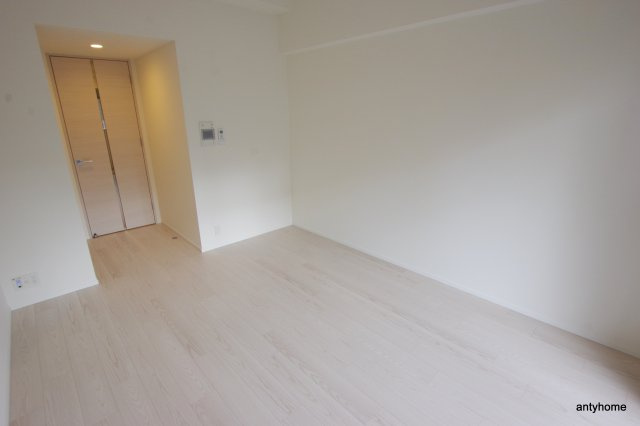 サムティ夕凪ルクサス　仲介手数料無料の洋室