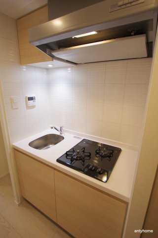 サムティ夕凪ルクサス　仲介手数料無料のキッチン